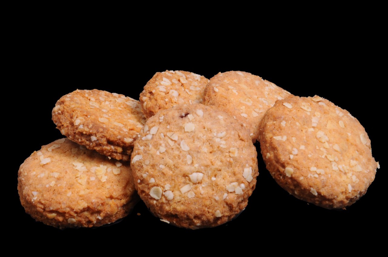 Oat biscuits with rolled oats